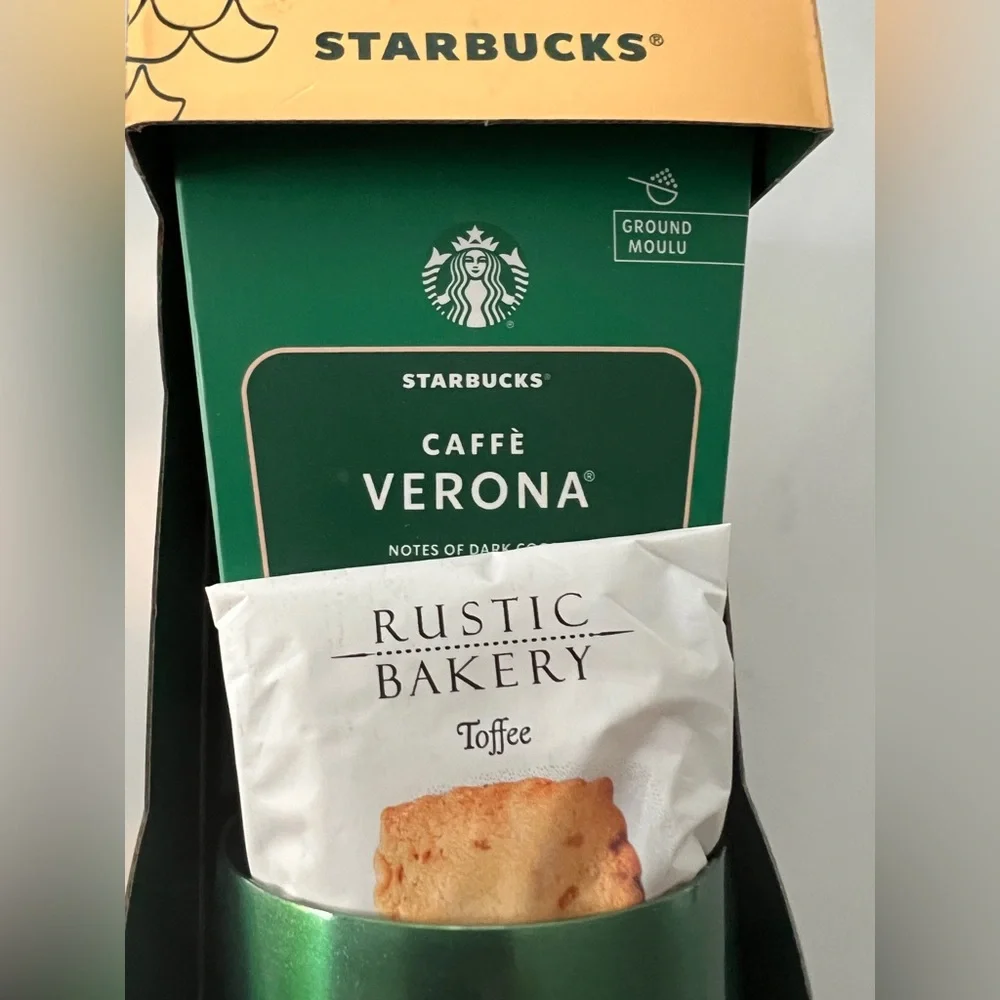 Starbucks Green Tumbler Gift Set 20oz New